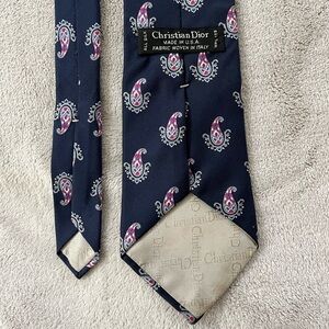 Christian Dior 100% Silk Tie Made in USA Fabric Woven in Italy Business Paisley